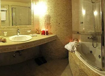 *****  Afitis Boutique Hotel Afytos Grekland